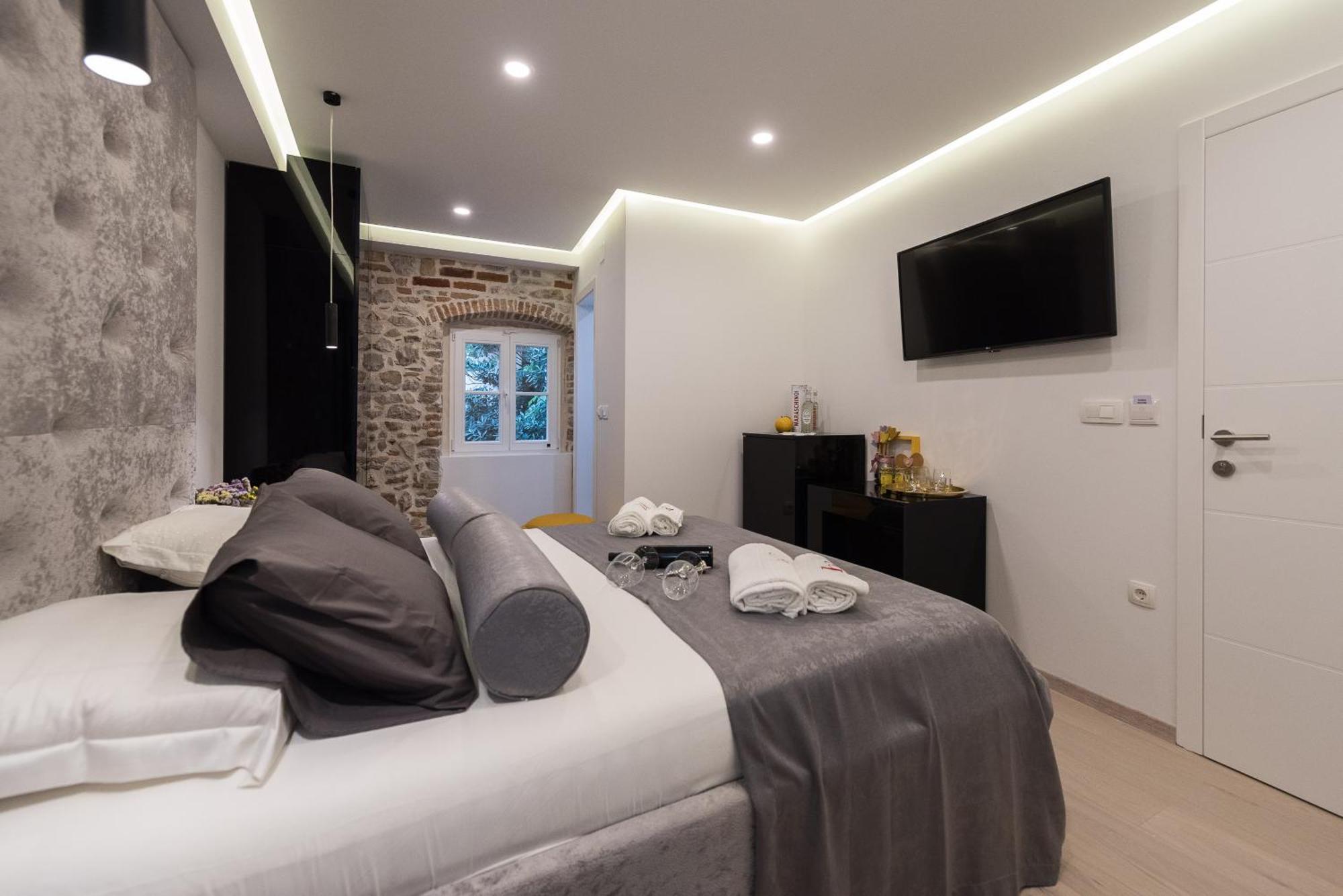 10 Heritage Rooms Zadar Exterior photo